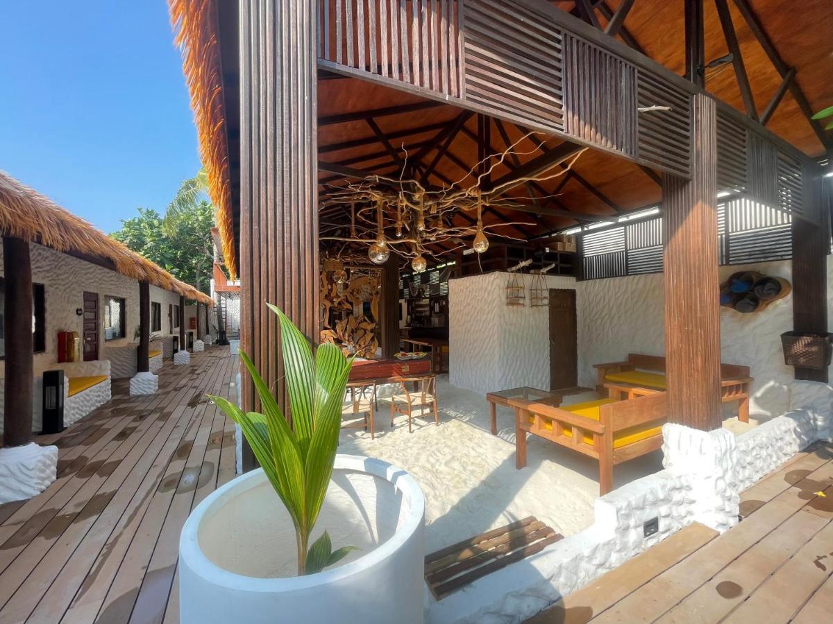 Atholhu Residence Fehendhoo Buitenkant foto