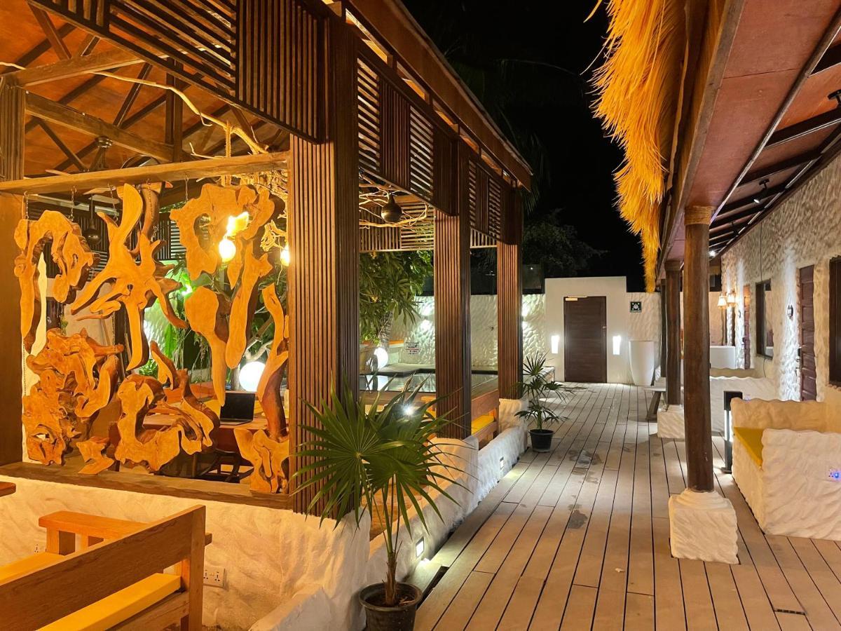 Atholhu Residence Fehendhoo Buitenkant foto