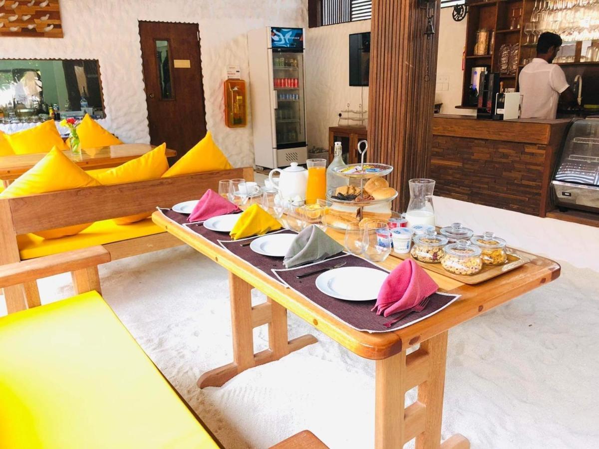 Atholhu Residence Fehendhoo Buitenkant foto